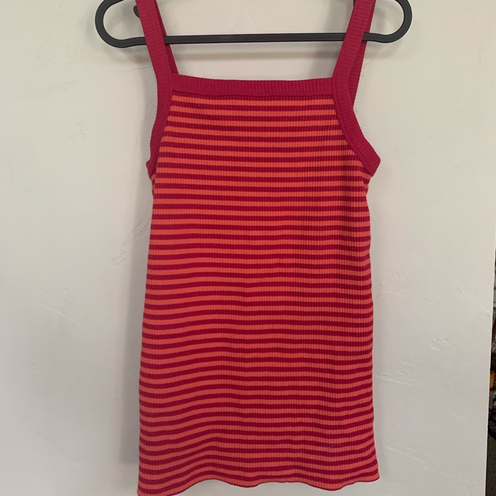 striped tank top!